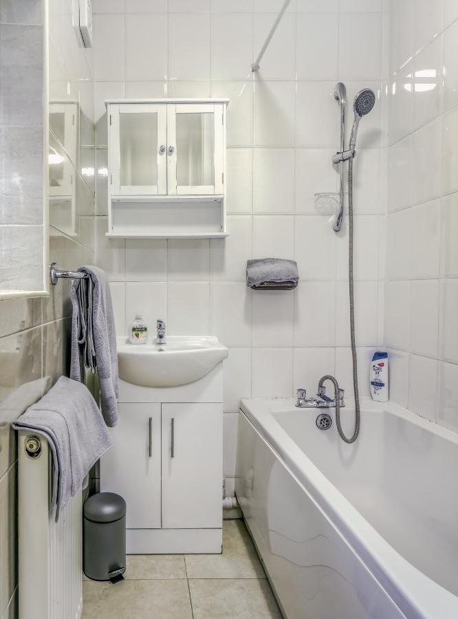 090 Beautiful 1 Bedroom Flat Near Luton Town And Station Esterno foto