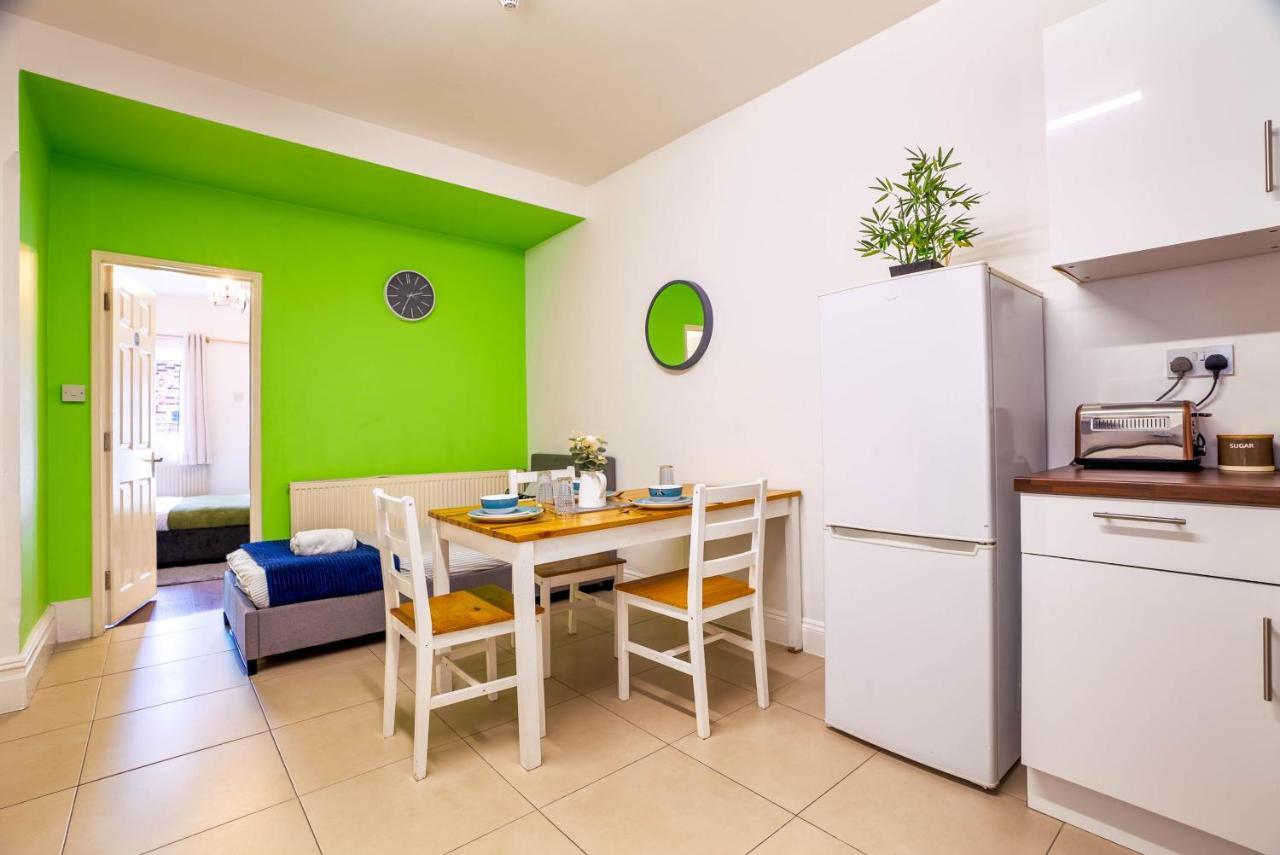 090 Beautiful 1 Bedroom Flat Near Luton Town And Station Esterno foto